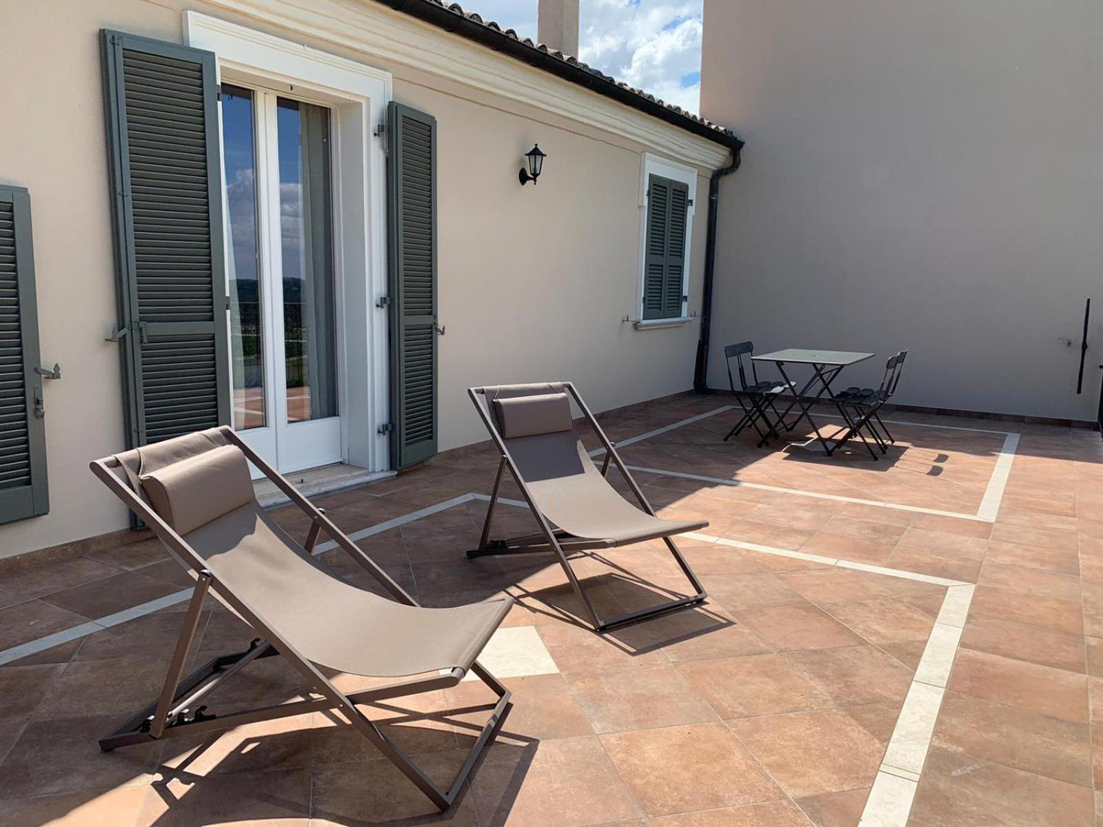 Palazzo Gessi Room And Breakfast Borghi 外观 照片