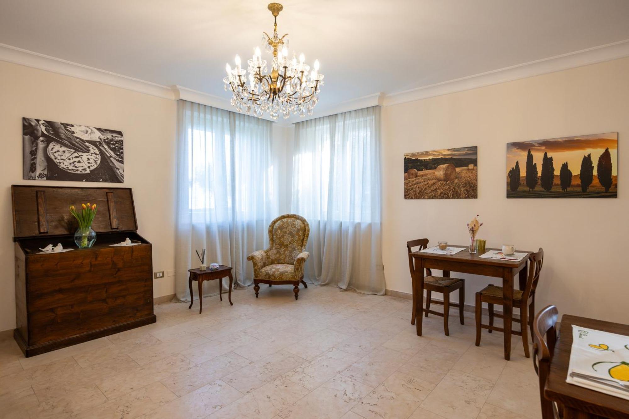 Palazzo Gessi Room And Breakfast Borghi 外观 照片
