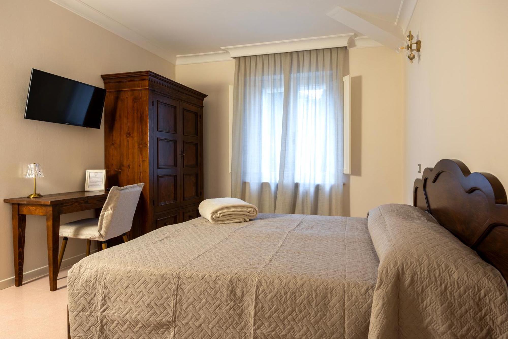 Palazzo Gessi Room And Breakfast Borghi 外观 照片