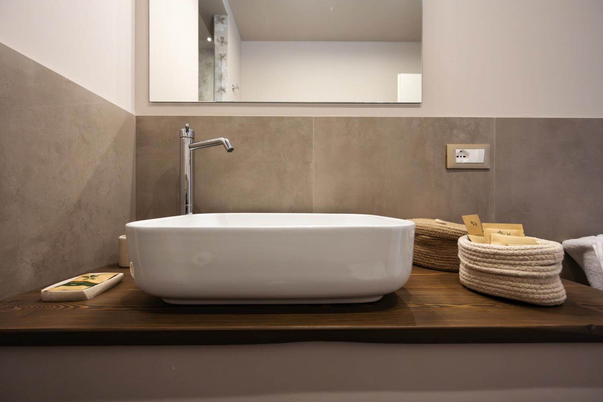 Palazzo Gessi Room And Breakfast Borghi 外观 照片