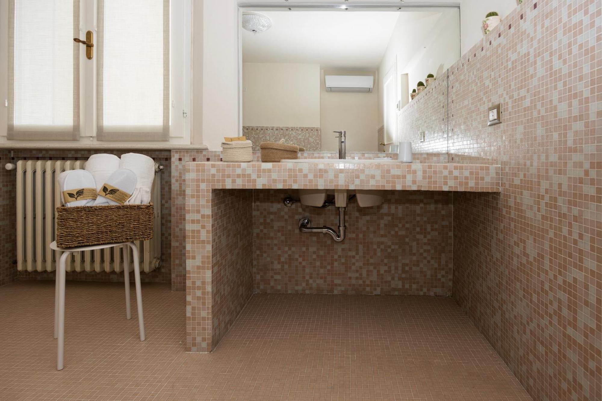 Palazzo Gessi Room And Breakfast Borghi 外观 照片